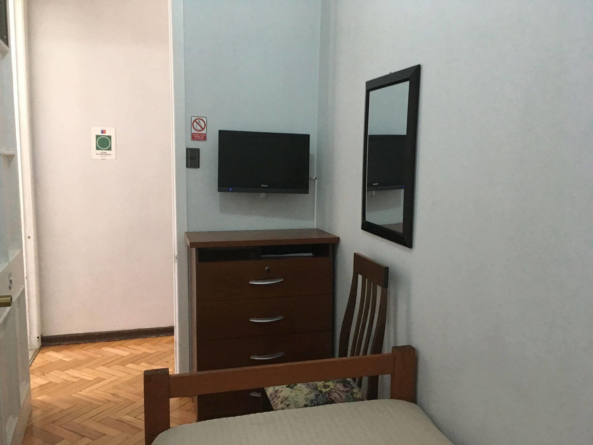 Residencial Universitaria Santiago Exterior photo